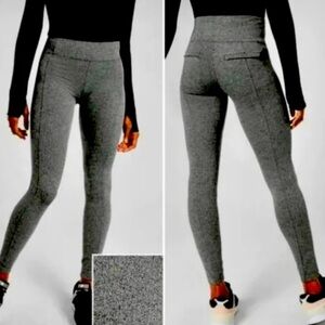 Athleta Women Medium Delancey Herringbone Gray PullOn Dual Pocket Tight Leggings
